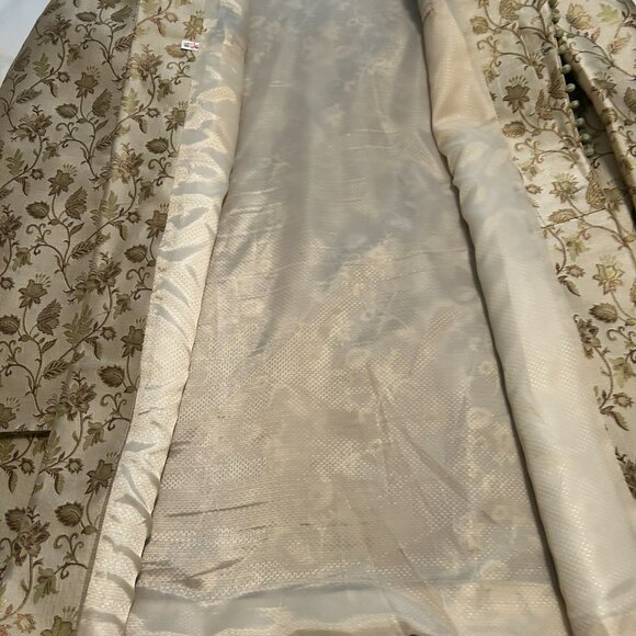 Men’s Gold Sherwani - Picture 3 of 6